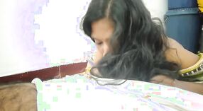 Indischer Lehrer nimmt Video von Dr. Desis wildem XXX mit seiner Halbschwester auf 0 min 0 s