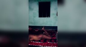 Bangla sex video of Desi milf getting her pussy filled by her boyfriend 8 min 40 sec