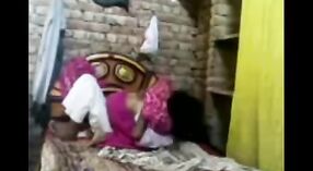 घर का बना सेक्स के साथ एक भारतीय किशोर लड़की 5 मिन 40 एसईसी