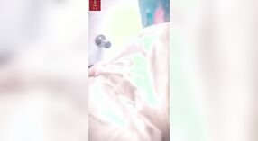 아바 폴 닙의 샤워 슬립에 이르게 증기 인도 섹스 1 최소 00 초