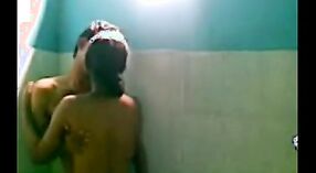 Devar appassionato indiano sex tape con un big boobed india 2 min 00 sec