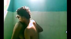 Devar appassionato indiano sex tape con un big boobed india 3 min 00 sec