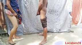 Pareja bengalí amateur se entrega al sexo al aire libre humeante 8 mín. 40 sec