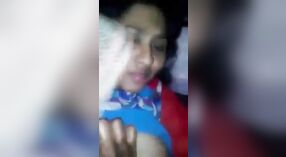 El novio de Desi Warming le da un creampie después de una intensa acción MMS 0 mín. 0 sec