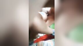 Bangla casal hardcore sexo e pussyfucking em MMS-estilo de vídeo 5 minuto 20 SEC