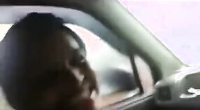 Секс-приключение жены Дези в машине: горячие минеты на открытом воздухе 1 минута 30 сек