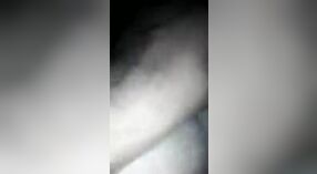 Amatör Hint çift engages içinde yoğun seks içinde bir buharlı video 2 dakika 20 saniyelik