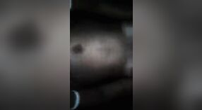 Bangla dziecko z włochaty cipki cieszy hardcore pierdolony w wideo 2 / min 50 sec
