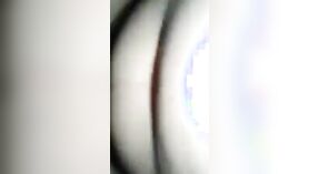 Bangla dziecko z włochaty cipki cieszy hardcore pierdolony w wideo 0 / min 0 sec
