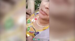 Tante du Bihar se fait pilonner par deux mecs en plein air! Nouveau sexe indien en mms 0 minute 30 sec