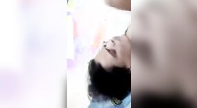 पाकिस्तानी सेक्स वीडियो सुविधाओं कॉलेज के छात्रों का आनंद ले रहे परिपक्व के चुत 1 मिन 50 एसईसी