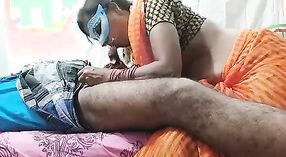 Индийское секс-видео Бхабхи со спермой в рот 10 минута 20 сек