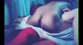 Collegio ragazzo seduce zia Desi per un extraconiugale affair 3 min 40 sec