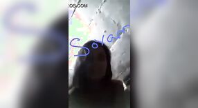 Indian housewife with small boobs strips and shows off her body in MMS selfie video 1 min 40 sec