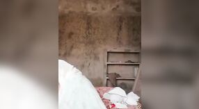 ホットホームアクションをフィーチャーしたパキスタンのセックスビデオ 4 分 10 秒