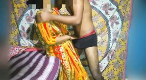 தேசி பெண் வீட்டில் தயாரிக்கப்பட்ட வீடியோவில் தனது மனிதனால் கடுமையாக துடிக்கிறார் 1 நிமிடம் 10 நொடி