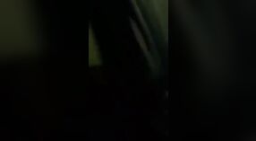 Kamera tersembunyi menangkap seks rumah beruap pasangan India 2 min 30 sec
