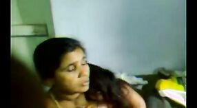 Video casero de una pareja de ancianos disfrutando de sexo apasionado en casa 4 mín. 40 sec