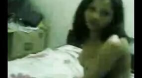 Séduisante fille de Jaipur se déshabille pour le plaisir de son petit ami 1 minute 40 sec