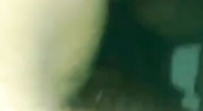 देसी पत्नी के भावुक सेक्स स्कैंडल: कार्रवाई में उसके शौकिया वीडियो 13 मिन 50 एसईसी