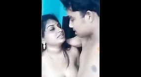 Aunty Indiano prende cattivo con lei nero amante in questo video 4 min 20 sec