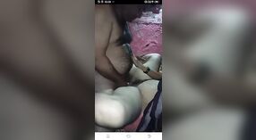 Mms video saka wong gadhah jinis Karo Bibi India atraktif 2 min 40 sec