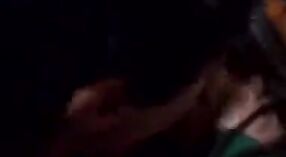 એચડી પોર્ન વિડિઓ લક્ષણો એક લંપટ એનઆરઆઈ ભારતીય નીચે મેળવવામાં અને તેના સફેદ પ્રેમી સાથે ગંદા 0 મીન 40 સેકન્ડ