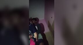 Les amateurs de Desi mms se livrent à une action nocturne torride 1 minute 40 sec