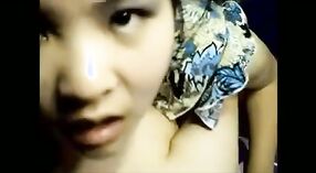 Gadis kuliah Desi karo bokong ageng nitih kanggo gawe marem dheweke seksual napsu 0 min 40 sec