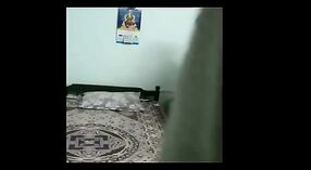 இந்திய அத்தை செக்ஸ் டேப் தனது கணவரை ஏமாற்றிய பிறகு ஆன்லைனில் கசிந்து விடுகிறது 0 நிமிடம் 0 நொடி
