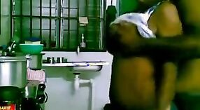 Vídeo MMS do Casal indiano quente com Sexo fumegante 2 minuto 20 SEC