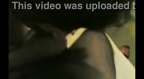 જયપુર ભાભી આ હોટ વિડિઓમાં તેના પાડોશી સાથે ઓરલ સેક્સનો આનંદ માણે છે! 2 મીન 20 સેકન્ડ