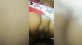 DehatiでのインドのカップルのセックスのLivecamショーを見る 6 分 20 秒