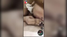 Pasangan Desi amatir menikmati seks anal yang keras di livecam di karantina 9 min 00 sec
