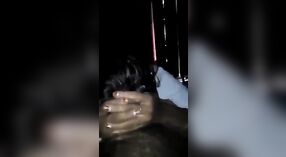 Desi Bhabhi craves een hard fuck en gives het naar haar partner 0 min 0 sec