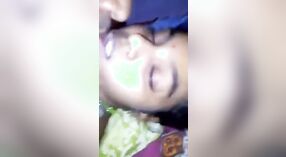 Pareja india de un pueblo se pone sucia en un episodio porno 2 mín. 10 sec