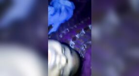 Pasangan india saka desa mudhun lan reged ing episode porno 0 min 50 sec