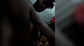 Desi casal se entrega sensual e fumegante mms ação na câmara 3 minuto 20 SEC