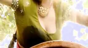 Indian aunty with big boobs gets seduced in a car wash 1 min 30 sec