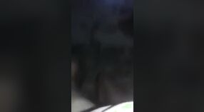 Mujer bangladesí tetona se pone traviesa con un escandaloso video MMS 3 mín. 10 sec