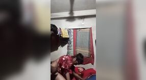 دیسی slut ہو جاتا ہے اس کی بلی آخر کی طرف سے اس کے روممیٹ میں doggystyle 4 کم از کم 40 سیکنڈ