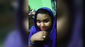 Desi girl with big lips teases and plays a role in a video call 0 min 30 sec