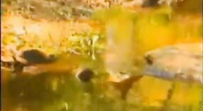 స్టూడెంట్ డాగీస్టైల్ స్థానంలో కళాశాల ఉపాధ్యాయుల పెద్ద రొమ్ములను ఫక్ చేస్తుంది 7 మిన్ 40 సెకను