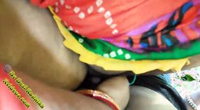 Indiano bambino Radhika Bhabha indulges in all'aperto sesso 4 min 20 sec