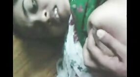 Une femme mature indienne profite d'une chevauchée sauvage avec Sasurji 2 minute 30 sec