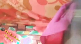 পীনস্তনী স্ত্রীর অপেশাদার ভিডিও তার গুদ একটি পুরুষ সঙ্গীর দ্বারা ধাক্কা খায় 7 মিন 50 সেকেন্ড