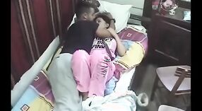 Indiano bhabhi Devar nascosto webcam mms sesso scandal catturati su macchina fotografica 0 min 0 sec