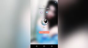 Indiase babe shows af haar groot borsten op live cam 5 min 20 sec