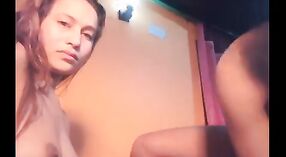 الهندي فتاة جامعية يحصل قصفت من قبل صديقها في الفيديو محلية الصنع 3 دقيقة 00 ثانية