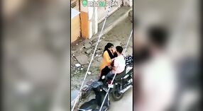 देसी एमएमएस वीडियो की पत्नी को धोखा दे पकड़ा होने सेक्स के साथ उसके नौकर सड़क पर 0 मिन 40 एसईसी